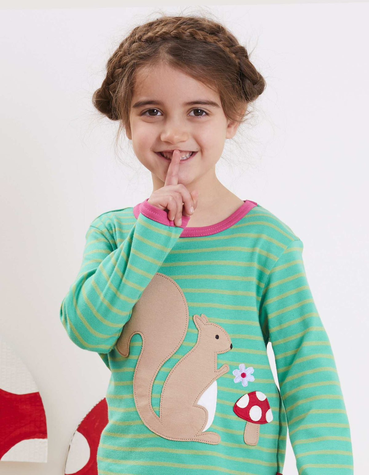 Organic Squirrel Applique Long-Sleeved T-Shirt